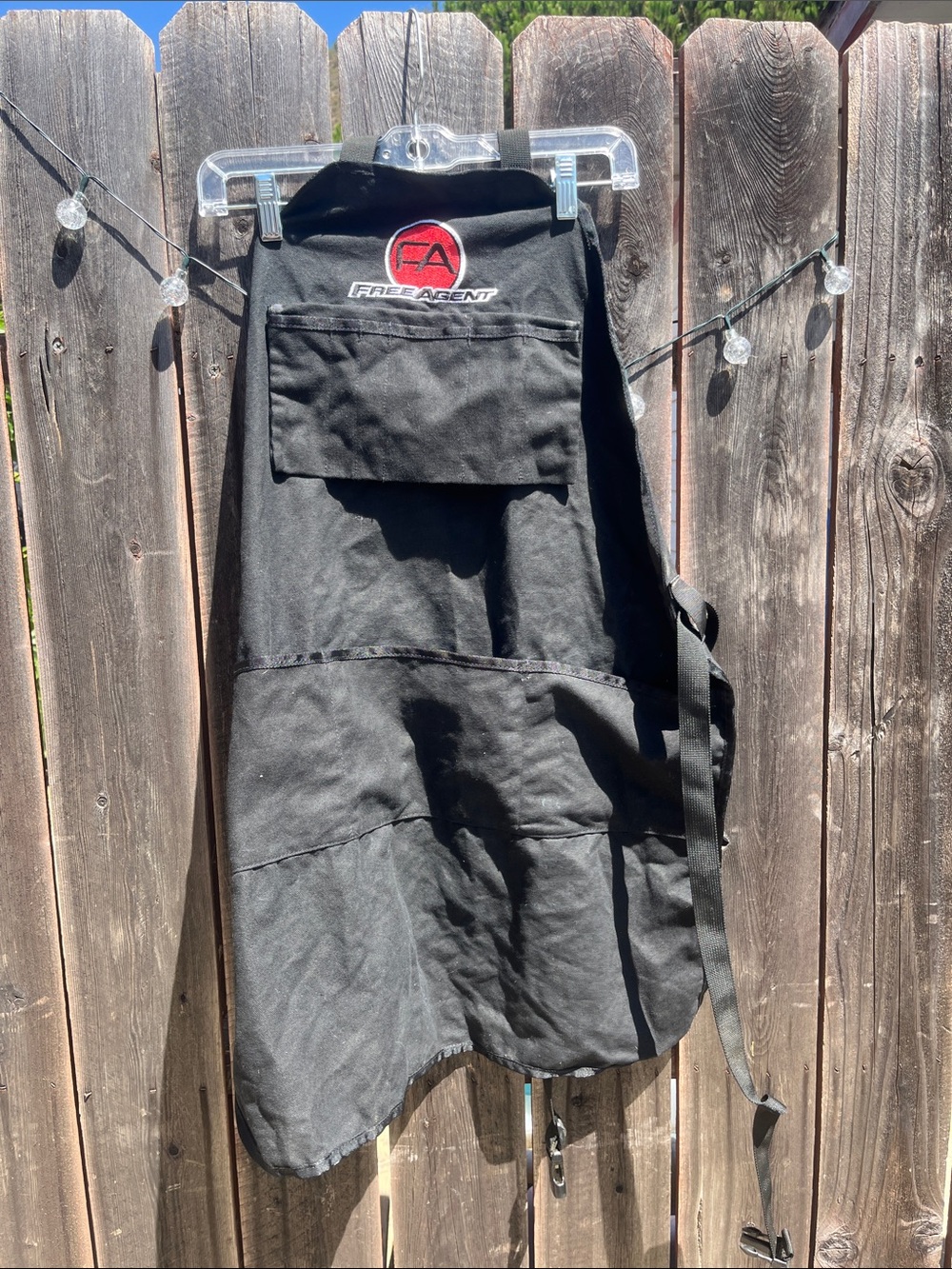 Free Agent Black Work Apron with Front Pocket